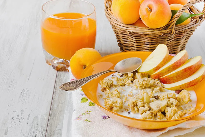 Kefir-Granola-Bowl – Knuspriges Granola mit Joghurt-Alternative